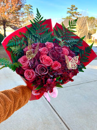 Load image into Gallery viewer, Glitter Roses by the Dozen
