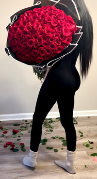Load image into Gallery viewer, 100 XXL Long Stem Rose Bouquet
